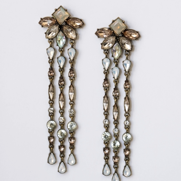 BaubleBar Jewelry - Bauble Bar Chandelier Earrings